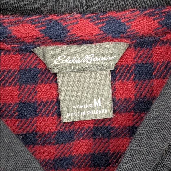 Eddie Bauer Women’s Hooded Flannel Shirt M Red Black Plaid Button Up Outdoor - Picture 6 of 12